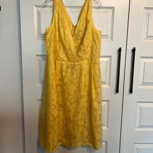 Jessica Howard Woman Yellow Floral Jacquard Fit & Flare Dress Size 18